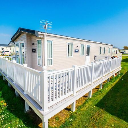 Mp639 - Camber Sands Holiday Park - 3 Bedroom - Sleeps 8 - Large Gated Decking - Close To Facilities المظهر الخارجي الصورة