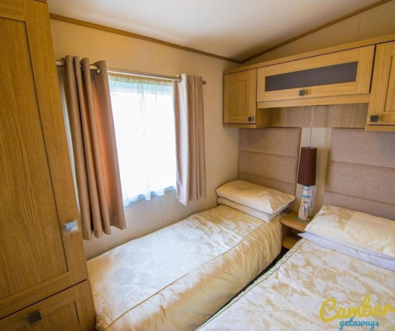 Mp639 - Camber Sands Holiday Park - 3 Bedroom - Sleeps 8 - Large Gated Decking - Close To Facilities المظهر الخارجي الصورة